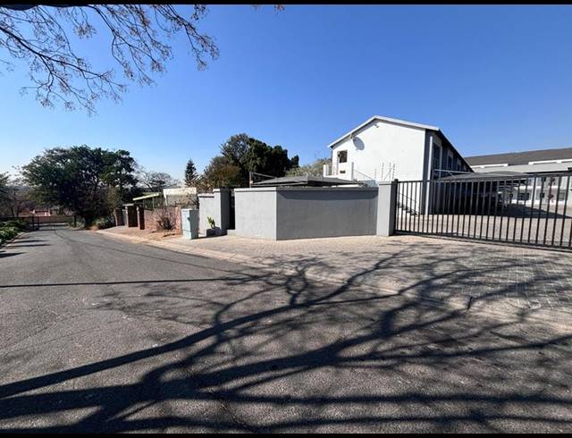 2 BEDROOM APARTMENT FOR SALE IN RIVONIA